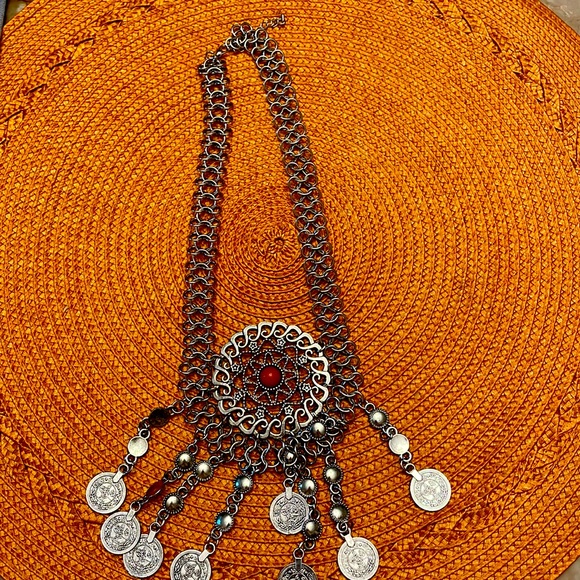 Jewelry - Vintage jewellery